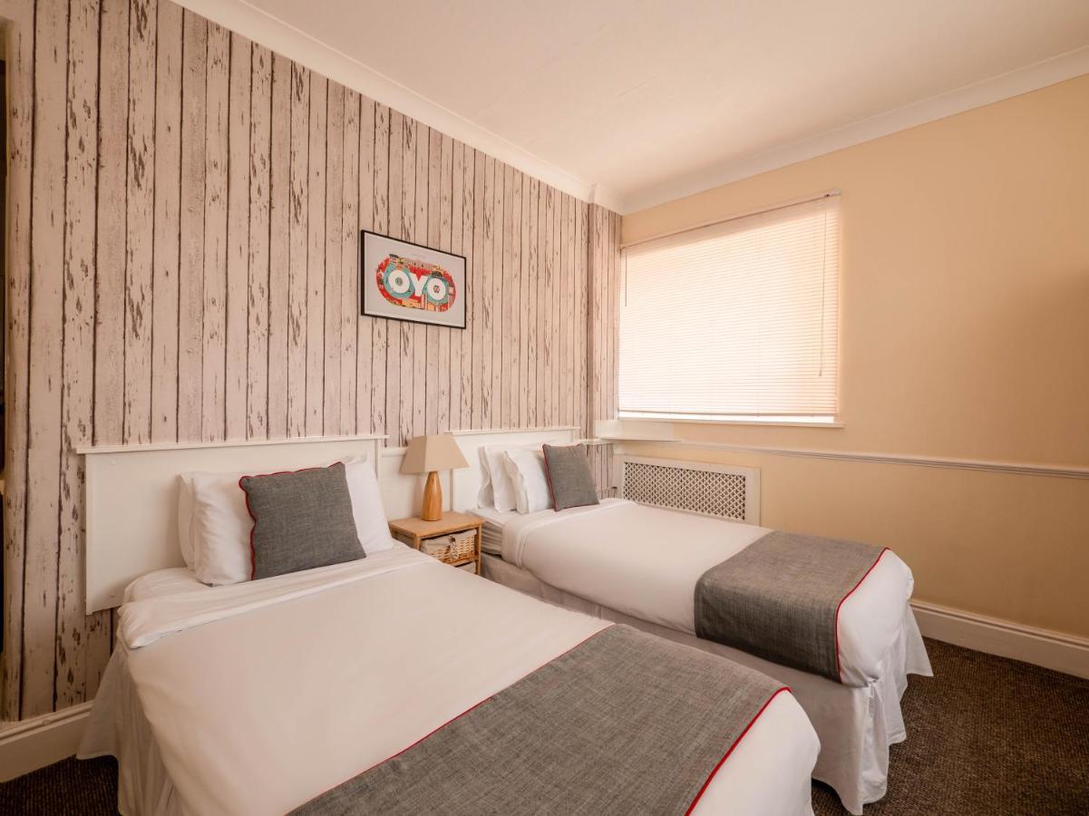 Oyo Pier Hotel Ριλ Εξωτερικό φωτογραφία